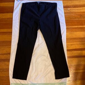 Ellen Tracy Black Chinos with Classic Flat Front